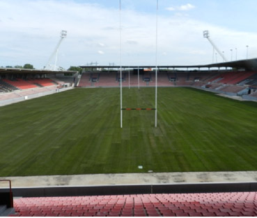 Renovation de la pelouse du Stade Ernest Wallon à Toulouse (2011)