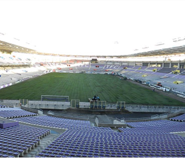 Refection de la pelouse du Stadium - Toulouse (2013)